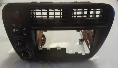 ⭐ 1999-2000 HONDA CIVIC OEM RADIO/ CLIMATE CONTROL BEZEL **MINT!!** ALL CLIPS! ⭐ - Image 1 of 4