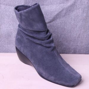 Andrew Geller Mary Kate Boots Womens 9 Gray Suede Wedge Booties Cold Square Toe