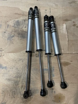 Amortiguadores delanteros y traseros Ford F250 Icon 2.0 2005-2024 (necesita reconstrucción) Foto 1 de 3