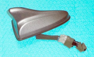 18 19 HYUNDAI SONATA ANTENA ALETA DE TIBURÓN GRIS OEM 96210-C2030-S2C - Leer por favor Foto 1 de 4