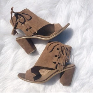 Very Volatile Tassel Heels Women's Size 9 - Picture 1 of 8