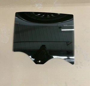 Rear Left Door Window Glass 2020 Chevrolet Equinox 84388312 2018 2019 2021 -2023 - Picture 1 of 4