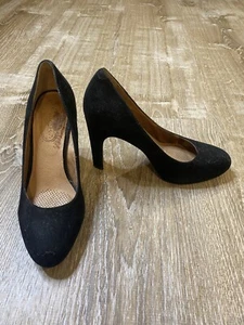 Corso Como Womens Pump Block Heels Black Suede Round Almond Toe 6.5 Comfort EUC - Picture 1 of 6