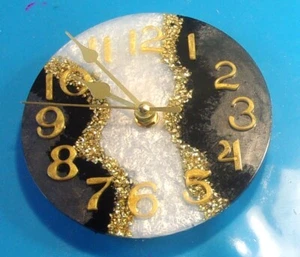 New! My handmade round black, gold & white 6" resin wall clock - Picture 1 of 9