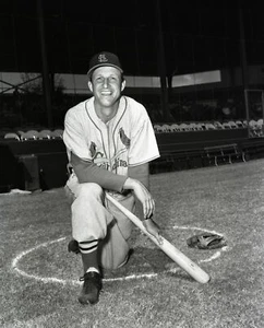 STAN MUSIAL 8X10 GLOSSY PHOTO IMAGE #4 - Picture 1 of 2