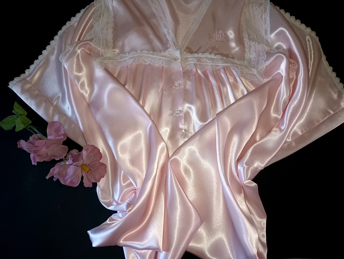 Dior 1980s Vintage Sleepwear & Robes for Women for sale | eBay Dior 1980s Vintage Sleepwear & Robes for Women for sale | eBay