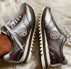 tory burch running shoes