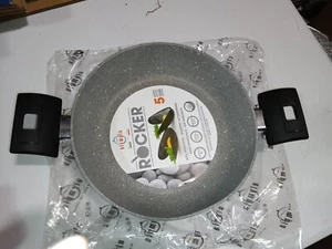 Olympia Rocker Non-Stick PFOA-Free Die-Cast Aluminum Deep Fry Pan/2 Side Handles - Picture 1 of 3