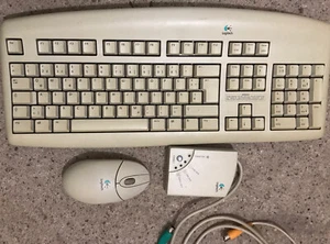 Retro PC Tastatur Logitech Internet Tastatur - Bild 1 von 3