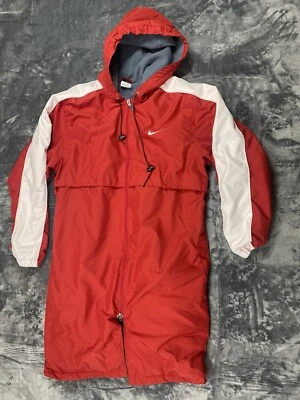 Nike Parka Chaqueta Para Hombre Pequeña Roja Ventilada Aire Libre Senderismo Snowboard Esquí Foto 1 de 4