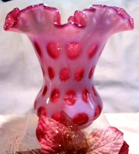 FENTON"60%SALE~50's"CRANBERRY OPALESCENT"COIN DOT"LRG 7"VASE GLASS"MINT~VINTAGE - Picture 1 of 6