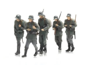 HO Artitec Minitanks German Marching Infantry #A2127.5870060 - Picture 1 of 2