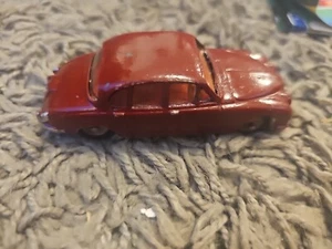 DINKY TOYS # 195 JAGUAR 3,4 LITER DIECAST MODELLAUTO WEINROT 1960 - Bild 1 von 5
