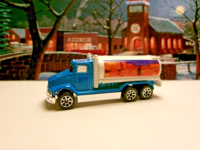 PETERBILT TANK TRUCK    1994 Hot Wheels Photo Finish Series    Blue - Image 1 of 2