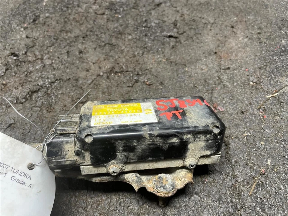 Chassis ECM Fuel Pump Left Hand Quarter VIN Y Fits 07-10 TUNDRA 2046429 - Image 1 of 4