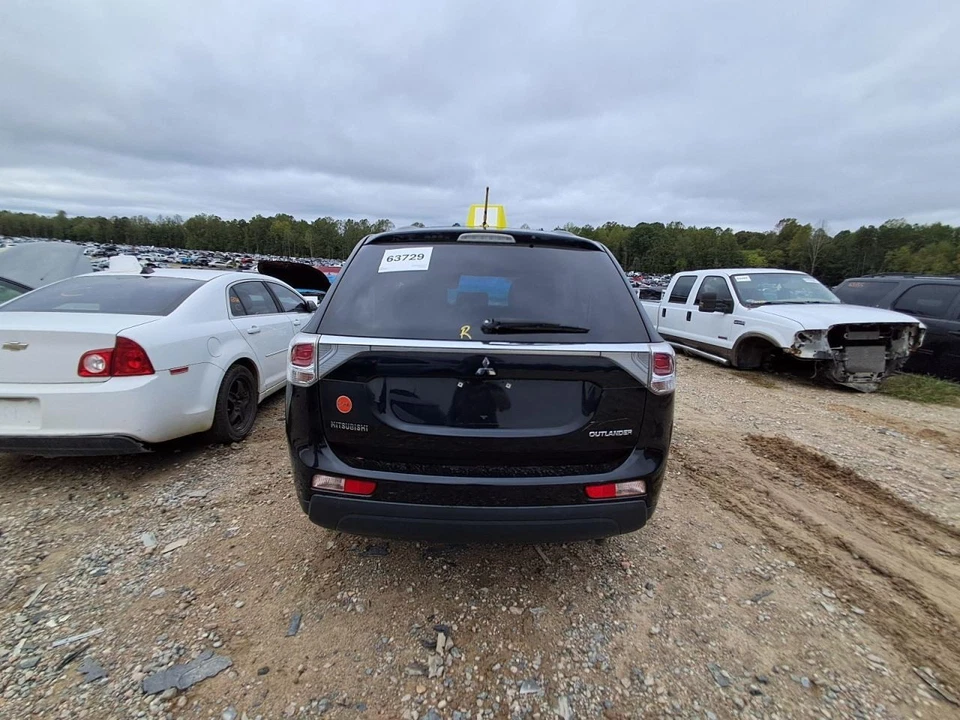 Maletero/portón trasero sin cámara de visión trasera compatible con 14-15 Outlander 2693487 Foto 1 de 4