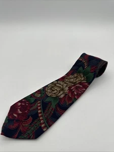 Vintage Huntington Men's Necktie 100% Wool Floral Daffodil Made in USA - Picture 1 of 5