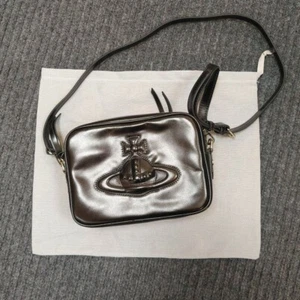 Vivienne Westwood Women's Leather Shoulder Bag Black - Picture 1 of 6