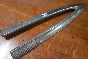 Original 1959 Ford THUNDERBIRD Left Door Chrome Spear. FoMoCo PN# 1012609 - Picture 1 of 8