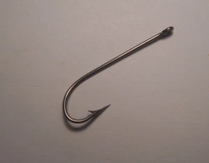 100 MUSTAD #6 EX LONG SHANK FLY TYING Kendal KIRBY HOOKS BRIGHT 2X STRONG 4370 - Picture 1 of 5