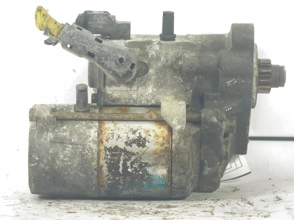 Motor de arranque usado se adapta a: Toyota 1999 4 corredores 6 cilindros motor 5VZFE 1,8 kW AT G Foto 1 de 4