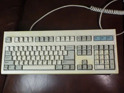 Vintage GoldStar BTC-5339R Keyboard - Image 1 of 4