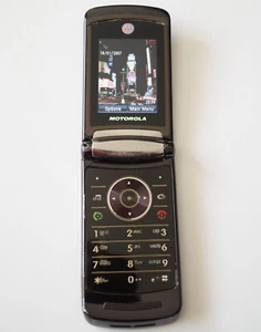 Motorola RAZR V8 - Cellular Phone - Zdjęcie 1 z 17