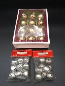 Set Shiny glass Christmas toys metal bells - Picture 1 of 3