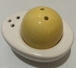 Salt and Pepper Shaker Set Hard Boiled Egg Ceramic Stacking - Picture 1 of 6