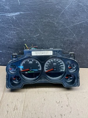 2008 to 2011 Chevrolet Tahoe Hybrid Cluster Gauge Speedometer ECM S2327 DG - Image 1 of 4