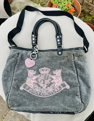 Cartera/bolso/soñador de día/y2K/dijes/gris/rosa Juicy Couture de colección Foto 1 de 4