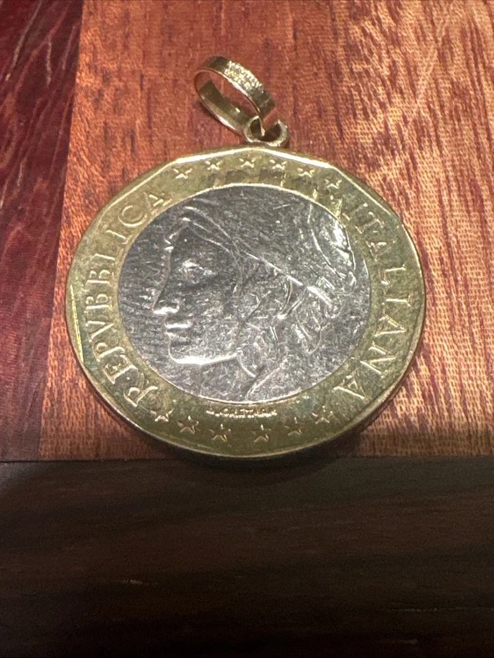Pingente de moeda italiano 1000 L com aro para deslizar em uma corrente 1998 - Imagem 1 de 4