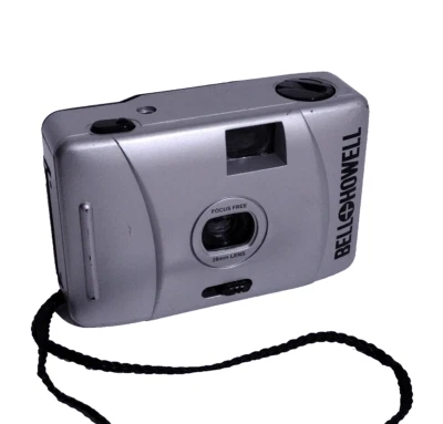 BELL & HOWELL Point And Shoot 35MM Film Camera Focus Free 28MM Lens Prime VTG - Image 1 of 4
