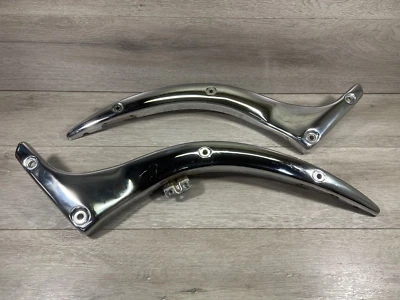 SUZUKI BOULEVARD 800 INTRUDER VOLUSIA OEM GUARDABARROS TRASERO PASAJERO AGARRE RIEL Foto 1 de 4