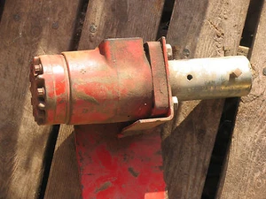 Char-Lynn Orbit Power Pump  Hydraulic  Allis Ford John Deere Case IH  - Picture 1 of 3