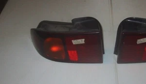 1995 96  HYUNDAI  SONATA  LEFT  TAIL LIGHT  TAILLIGHT ASSEMBLY - Picture 1 of 1