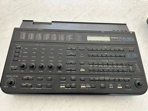 Roland RA90 - Picture 1 of 7