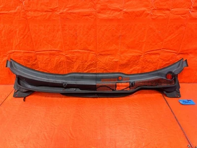 04-05 ACURA TSX - СТЕКЛООЧИСТИТЕЛЬ КАПОТ ОТДЕЛКА ПЛАСТИК - OEM ЗАВОДСКОЙ #304 - Изображение 1 из 4