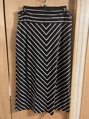 Camisa feminina listrada longa Faded Glory preta e branca tamanho XL 38”L - Imagem 1 de 4