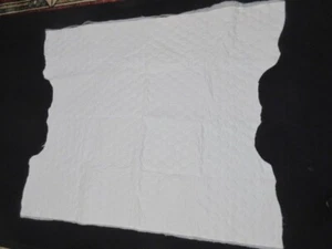 Weißer vorgesteppter Stoff, 47" mal 54" Overall, Ex! - Bild 1 von 10