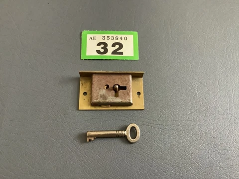BRASS AND STEEL CABINET CUPBOARD LOCK - 51mm x 29mm x 10mm - GOOD WORKING ORDER Cover