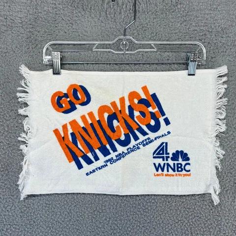 Vintage New York Knicks Towel Eastern Conference Finals White Rally 90s 92' USA Cover