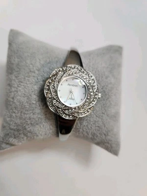 Reloj brazalete flor mujer Armitron Now 75/5007SV.  Batería nueva Foto 1 de 4