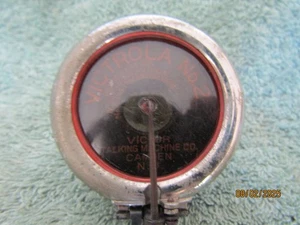 MACCHINA PARLANTE VICTROLA ORIGINALE N.2 RIPRODUTTORE E PORTA AGHI Braccio Usato - Foto 1 di 11