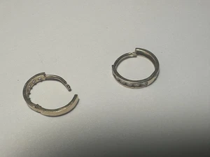 VINTAGE JTS 10K GOLD DIAMOND HOOP EARRINGS - Picture 1 of 5