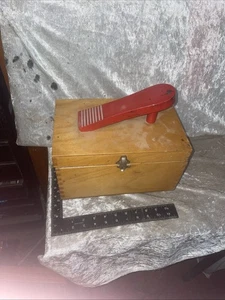 Vintage Wooden Shoe Shine Box..Cheney..Made In England.. - Picture 1 of 10