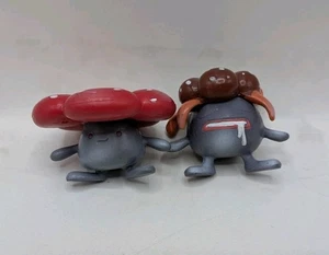 Figura PVC Vileplume + Gloom Vintage TOMY Pokemon 1.25" Nintendo CGTSJ - Imagen 1 de 4