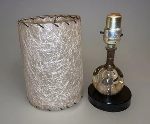 Vintage Art Deco Boudoir Lamp W/Fiberglass Shade - Works  - Picture 1 of 8