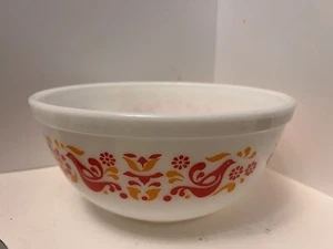VTG PYREX Friendship #403 Ovenware 2.5 Quart Red Birds Cinderella Mixing Bowl - Picture 1 of 9