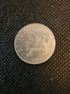 1977 Mexico Un Peso Coin - Picture 1 of 2